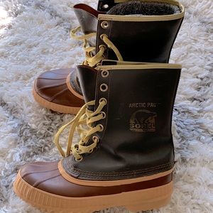 Sorel Insulated boots size 6